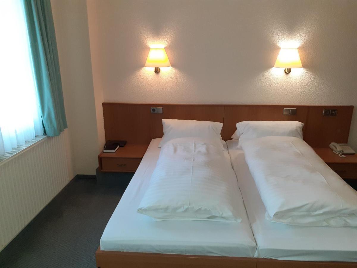 Edit Pension Rossau Exteriör bild